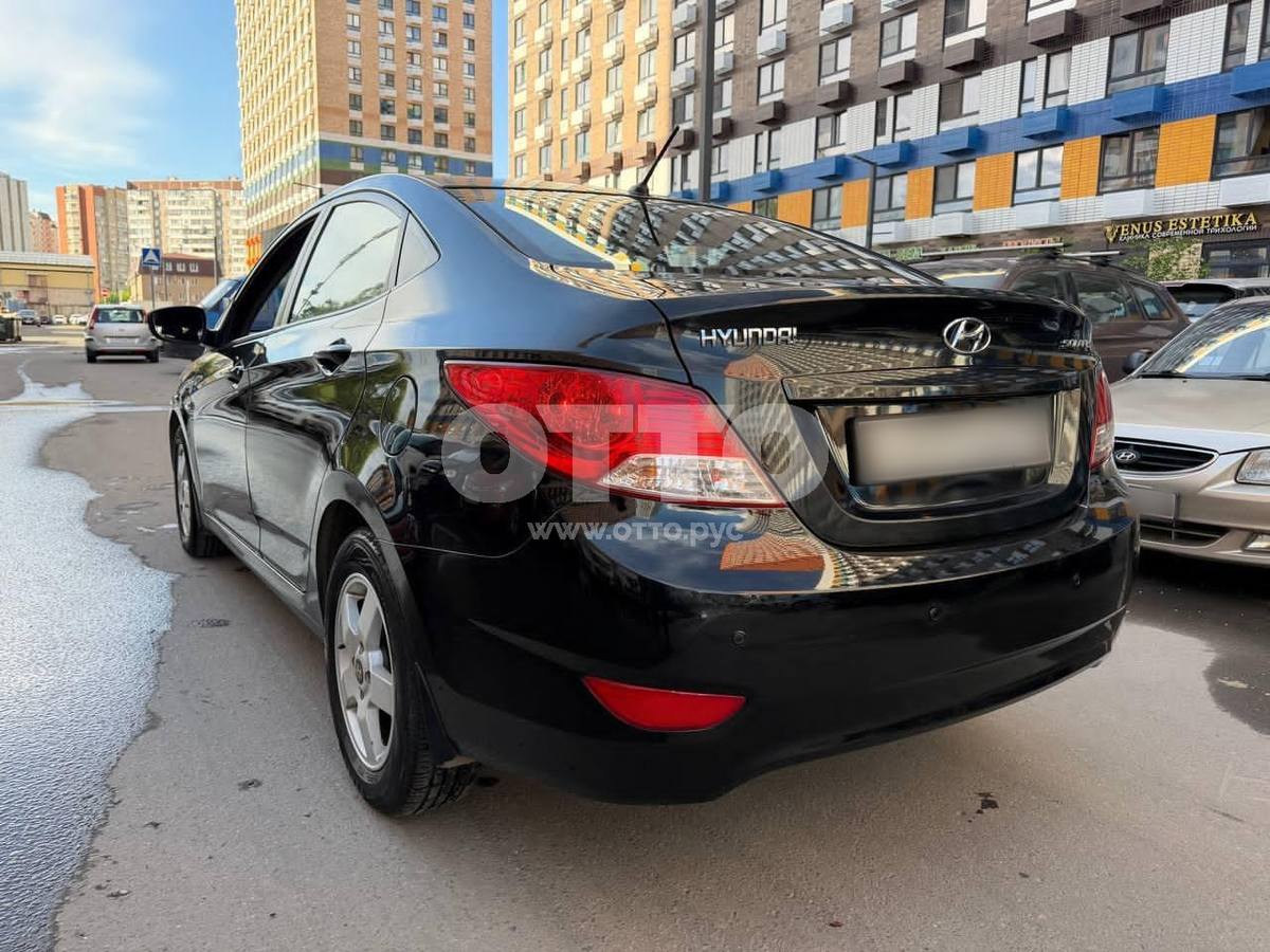 Hyundai Solaris I седан продажа 4