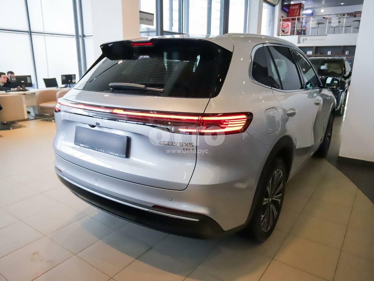 Geely EX5 EM-i 1 поколение внедорожник 5 дв. продажа 4