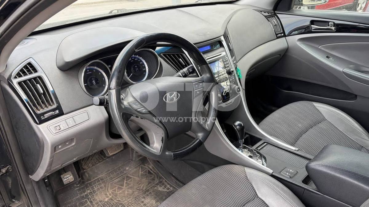 Hyundai Sonata VI (YF) седан продажа 6
