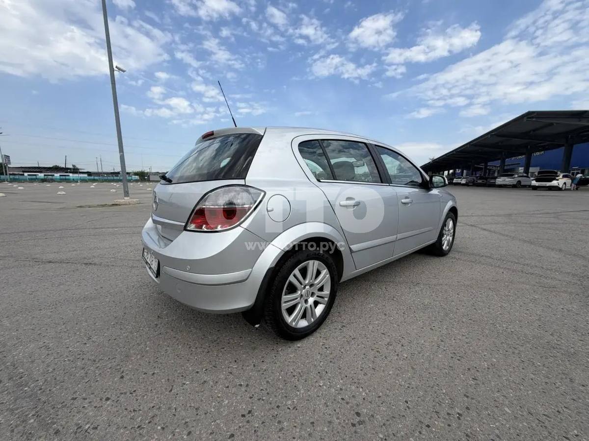 Opel Astra H Рестайлинг хэтчбек 5 дв. продажа 3