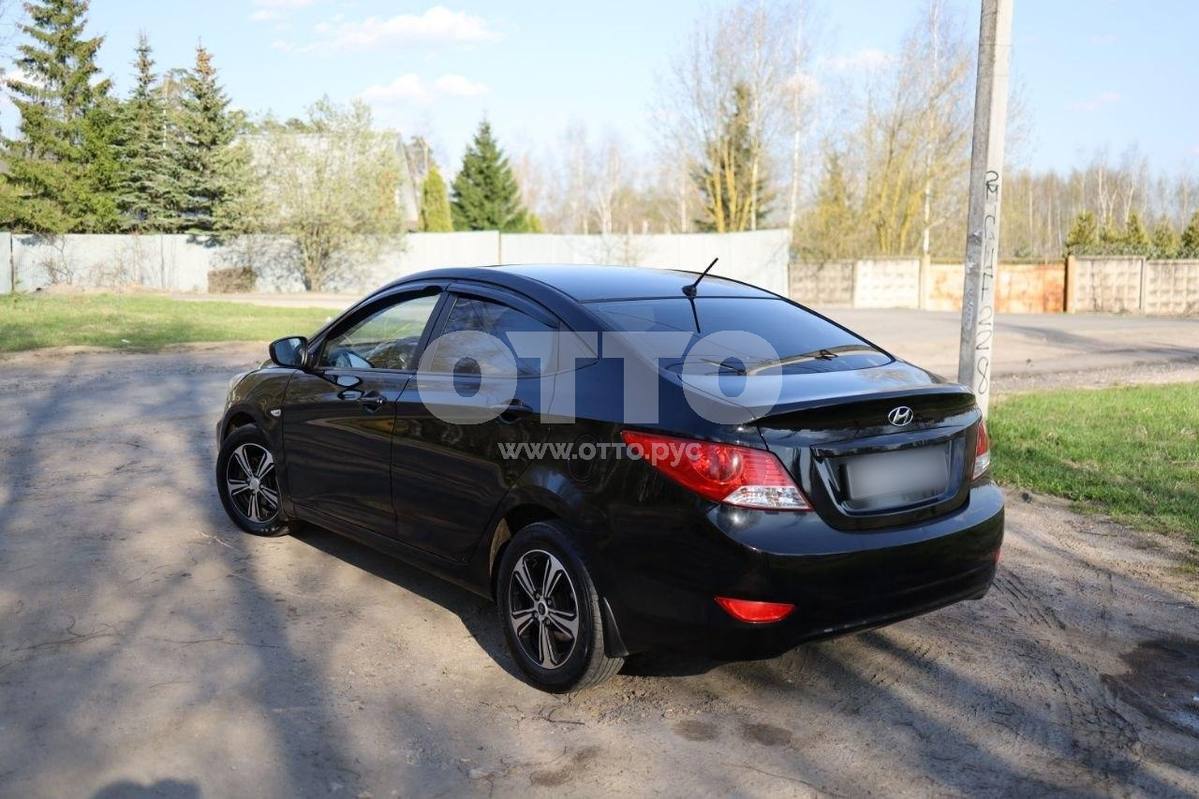 Hyundai Solaris I седан продажа 5