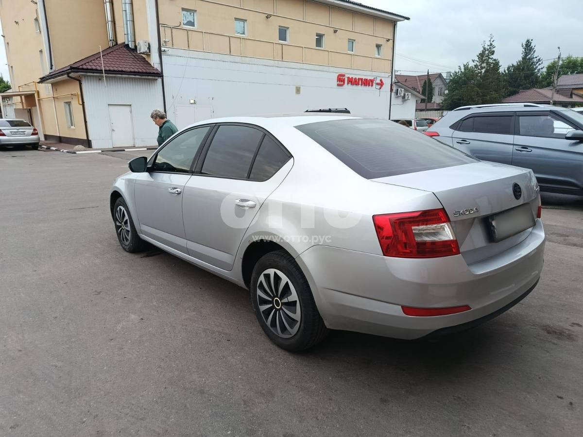 Skoda Octavia III (A7) лифтбек продажа 4