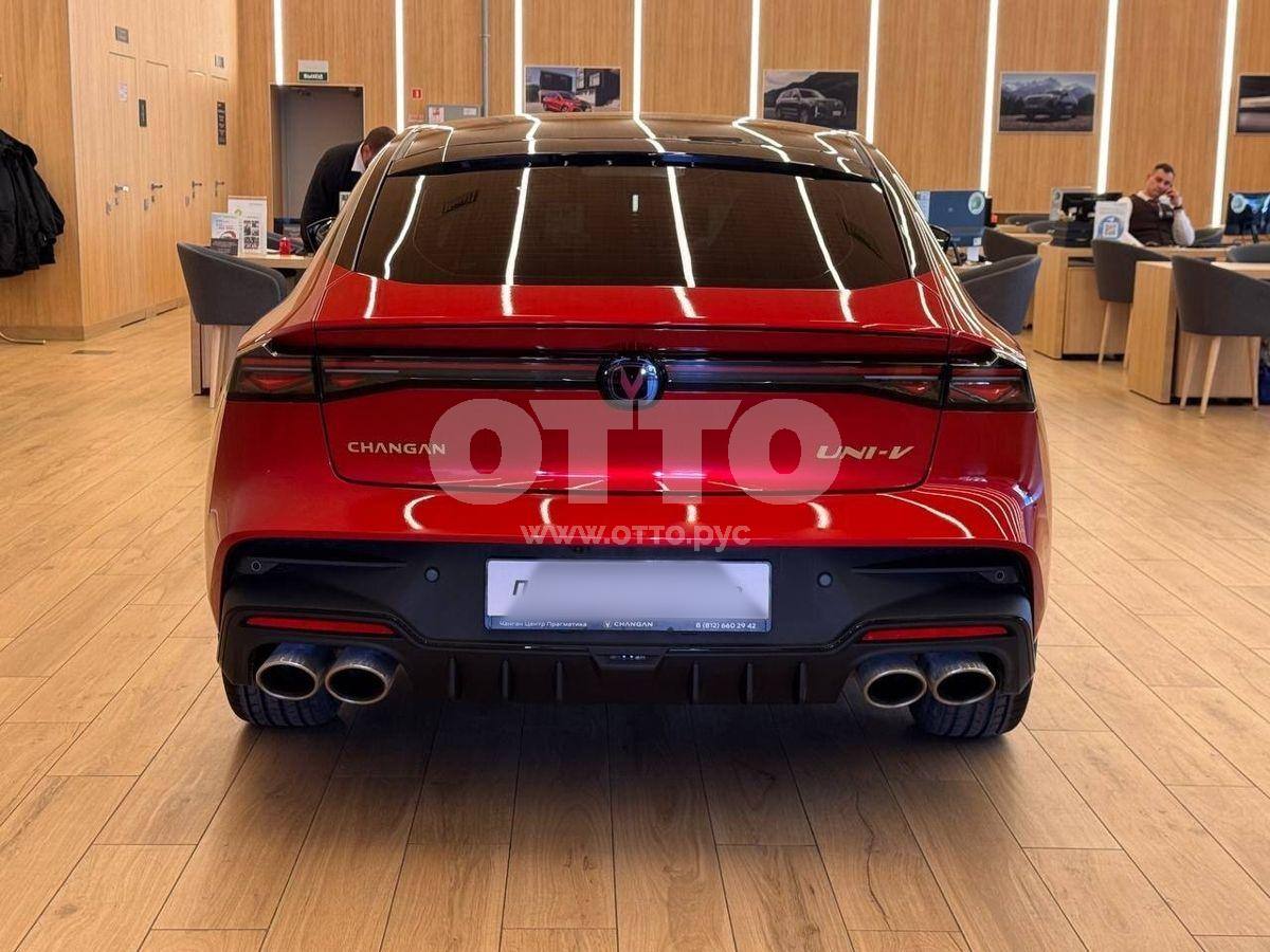 Changan UNI-V I Рестайлинг 2 лифтбек продажа 6