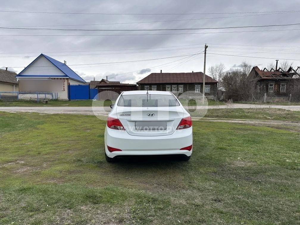 Hyundai Solaris I Рестайлинг седан продажа 3