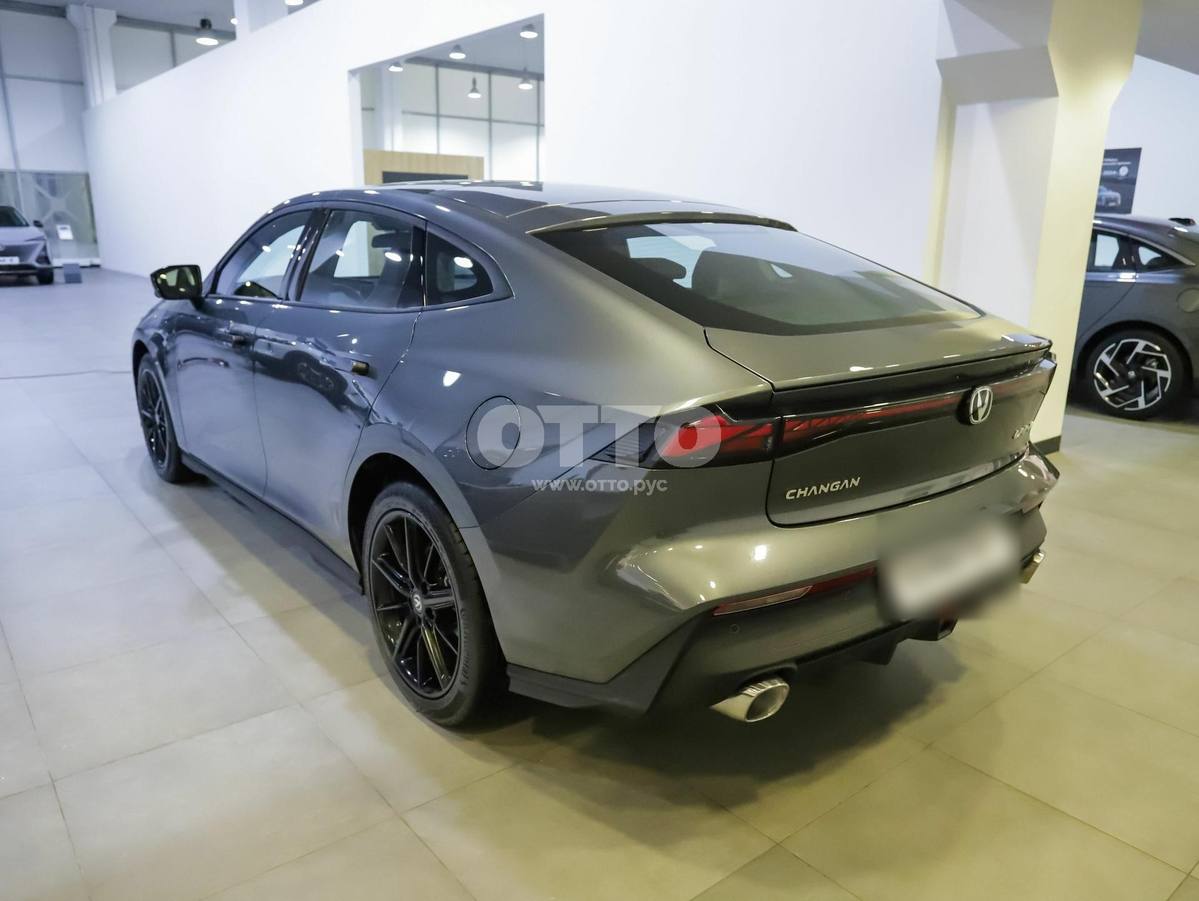 Changan UNI-V I Рестайлинг лифтбек продажа 3
