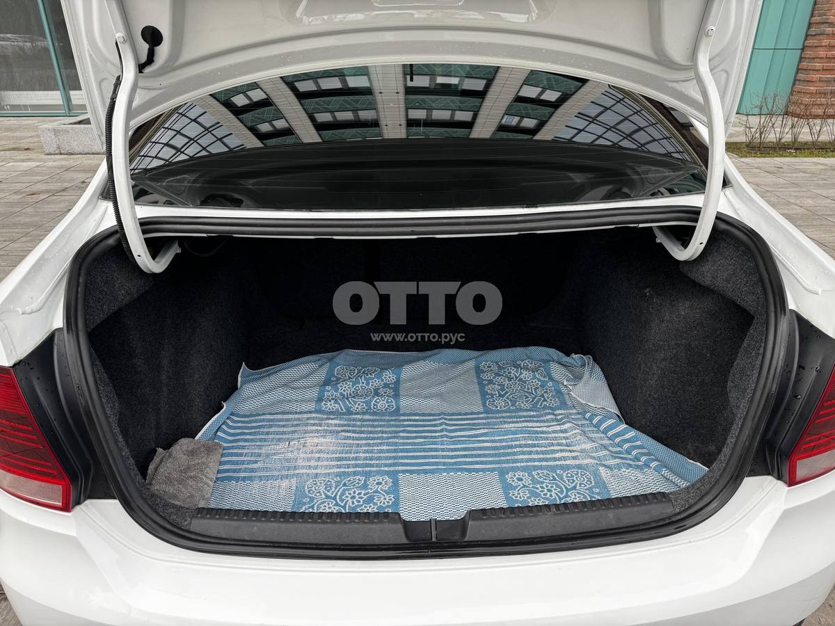 Volkswagen Polo V Рестайлинг седан продажа 4