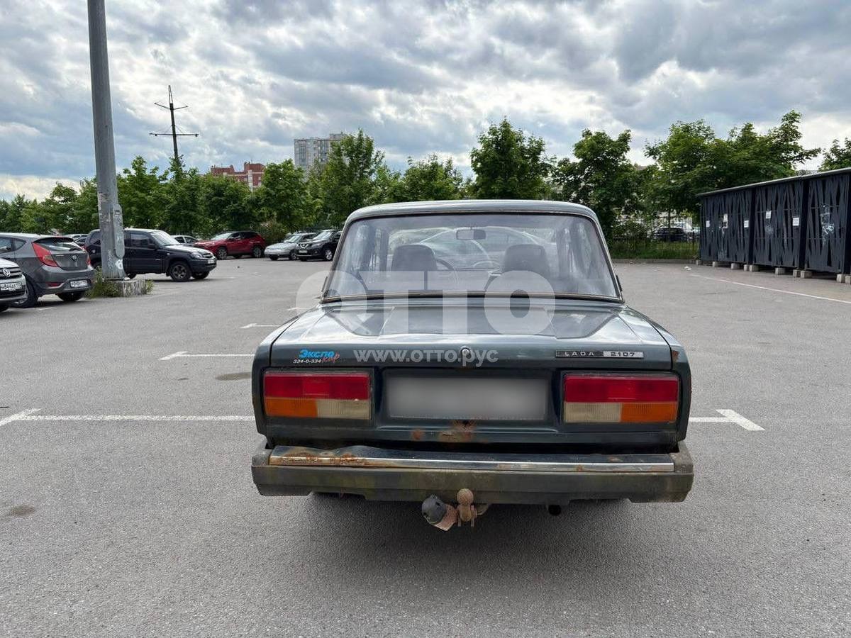 Lada (ВАЗ) 2107 1 поколение седан продажа 5