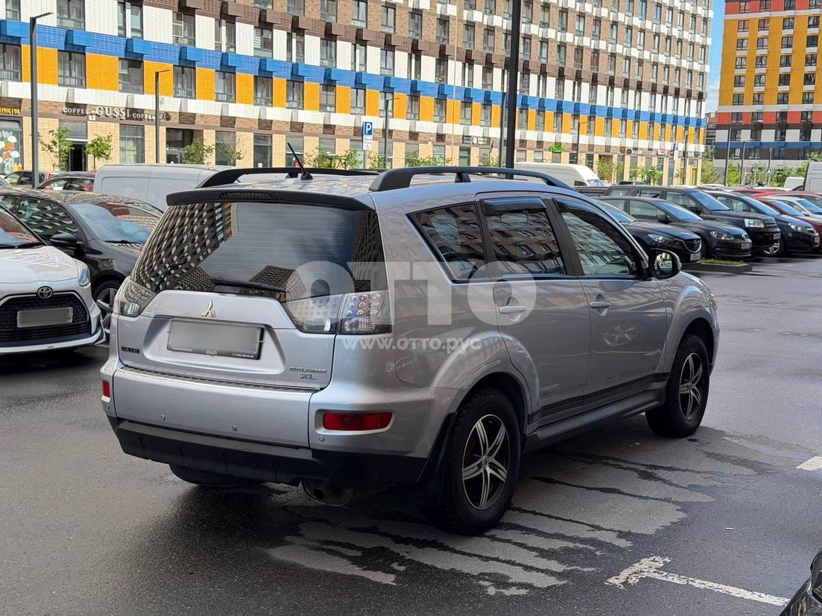 Mitsubishi Outlander II Рестайлинг внедорожник 5 дв. продажа 3