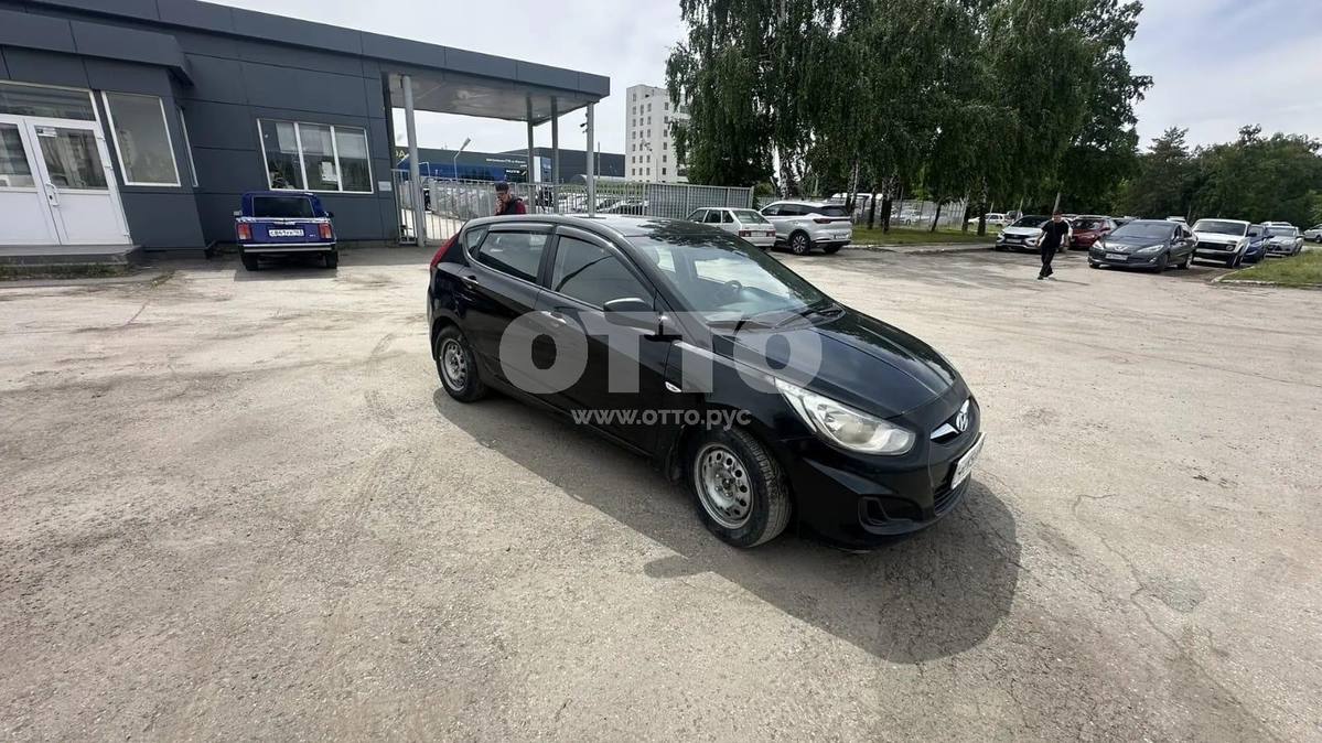 Hyundai Solaris I хэтчбек 5 дв. продажа 2