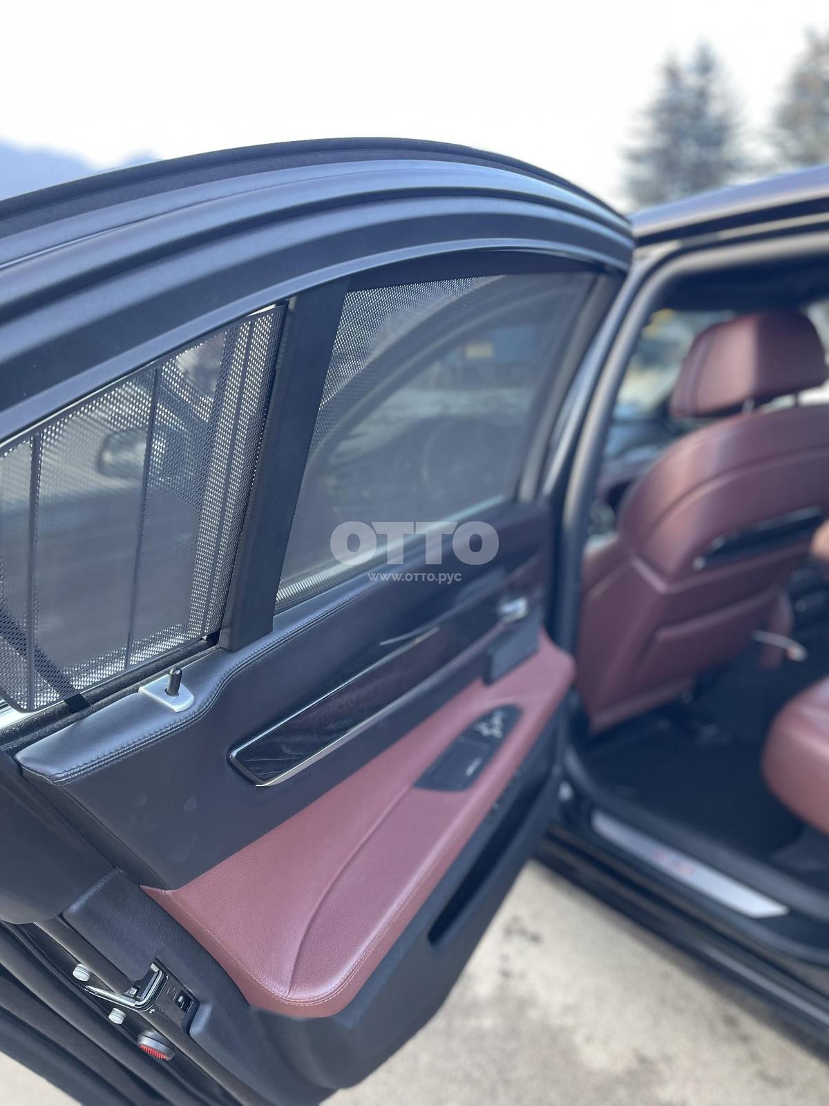 BMW 7 серии V (F01/F02/F04) седан long продажа 4