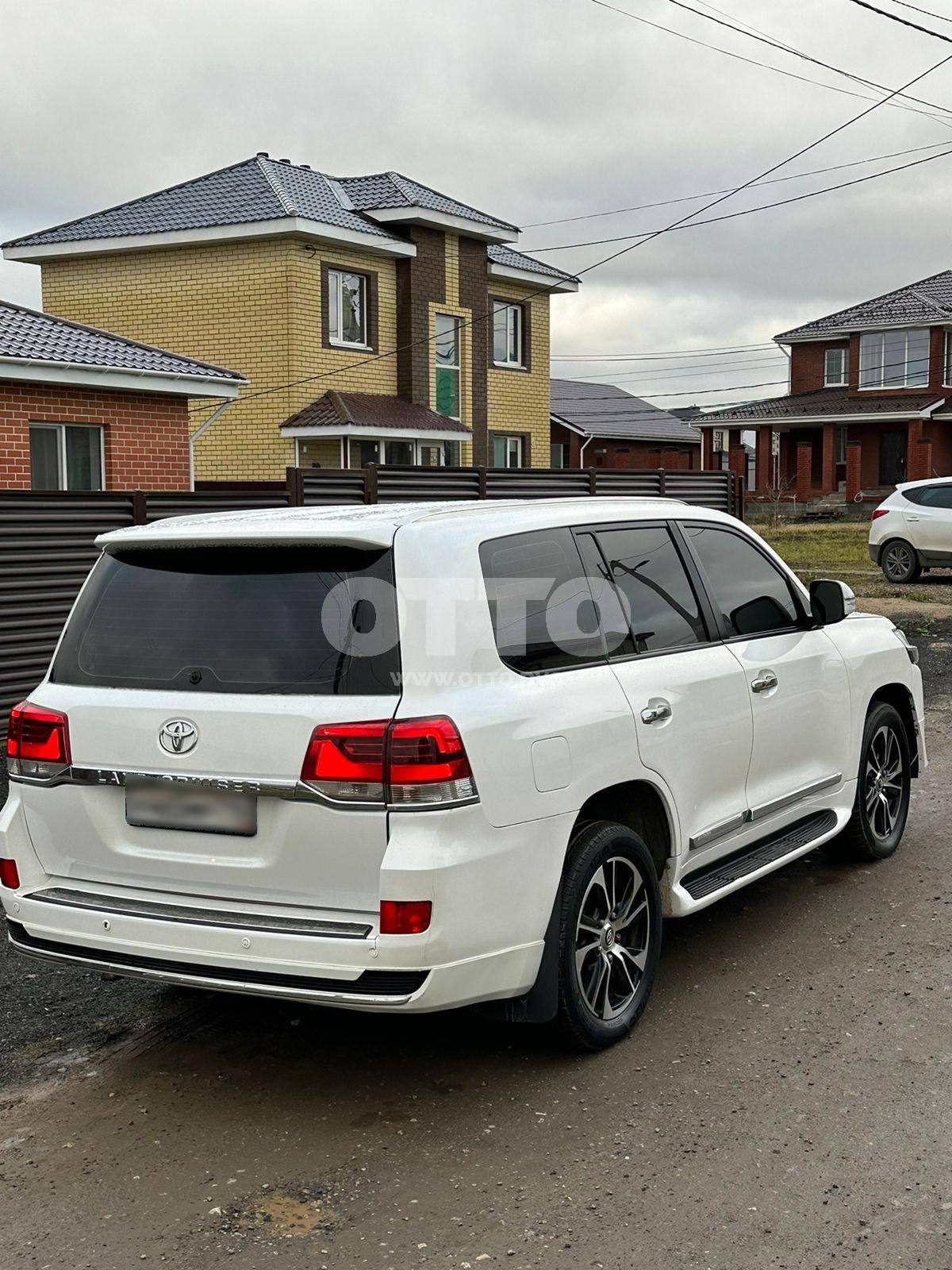 Toyota Land Cruiser 200 Series внедорожник 5 дв. продажа 2