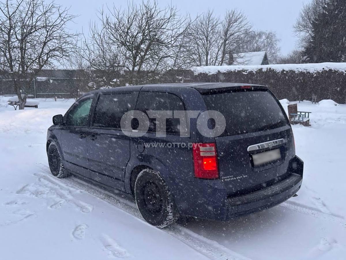 Dodge Caravan V минивэн grand продажа 4