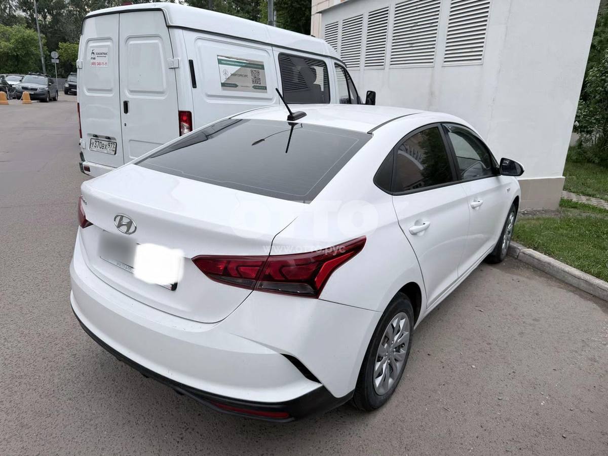 Hyundai Solaris II Рестайлинг седан продажа 3