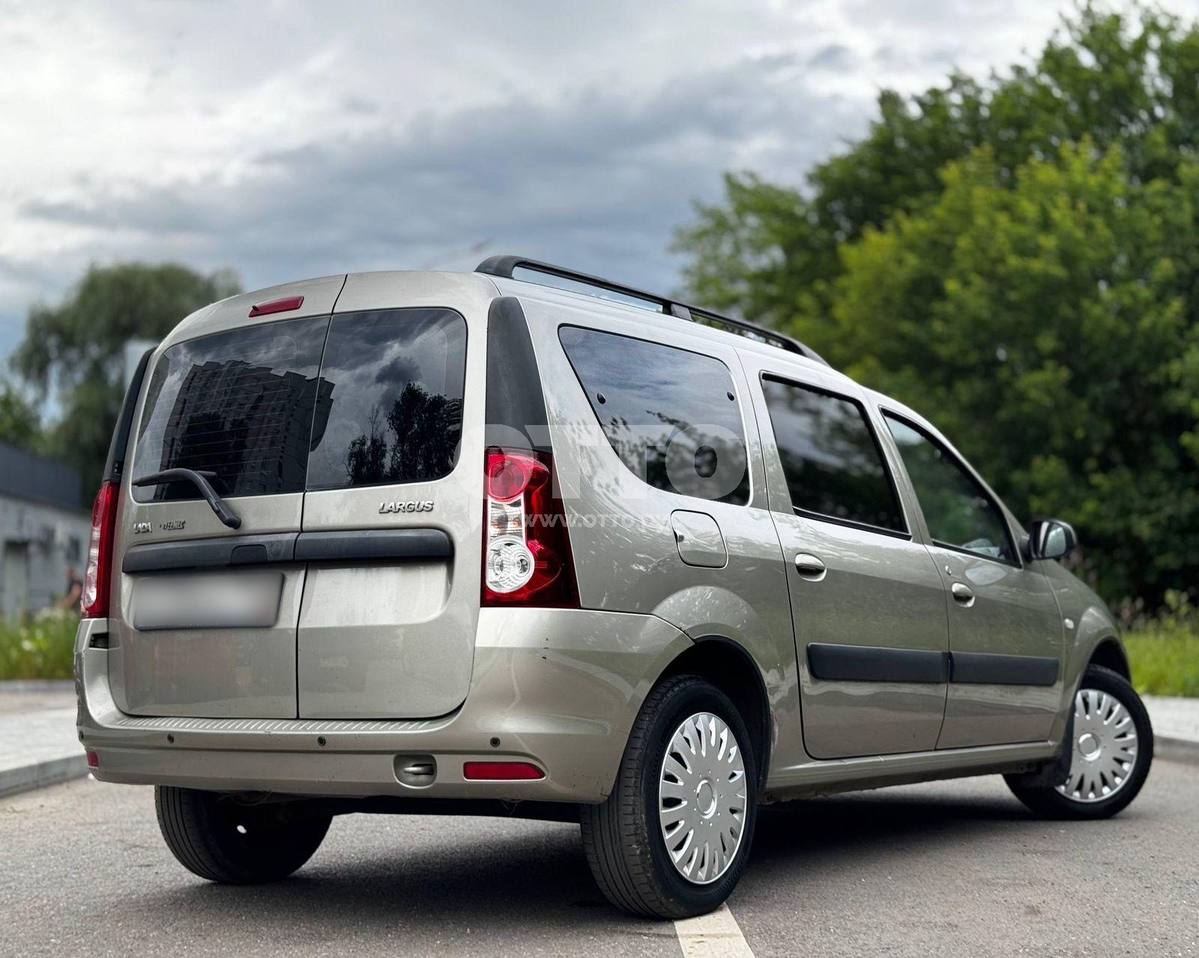Lada (ВАЗ) Largus I универсал 5 дв. продажа 4