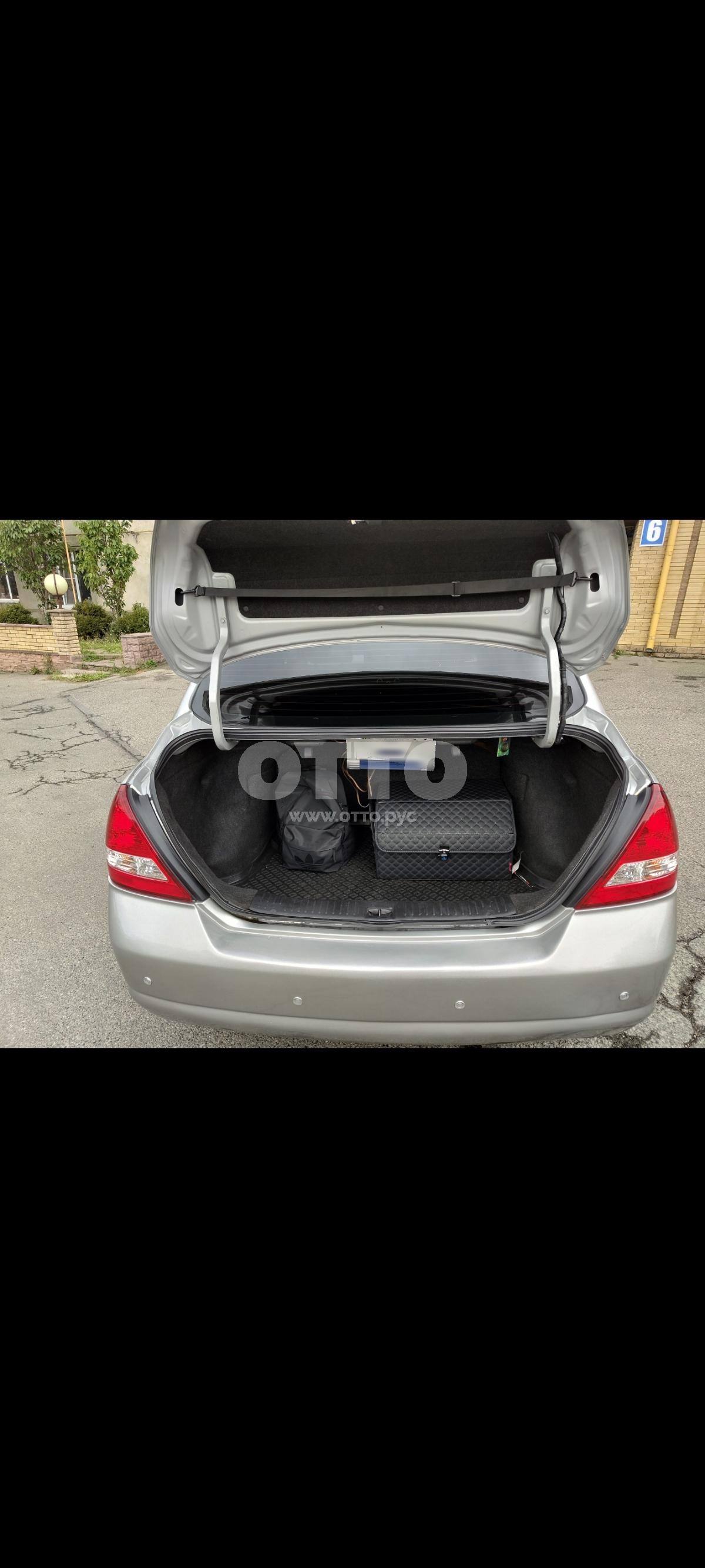 Nissan Tiida I седан latio продажа 4