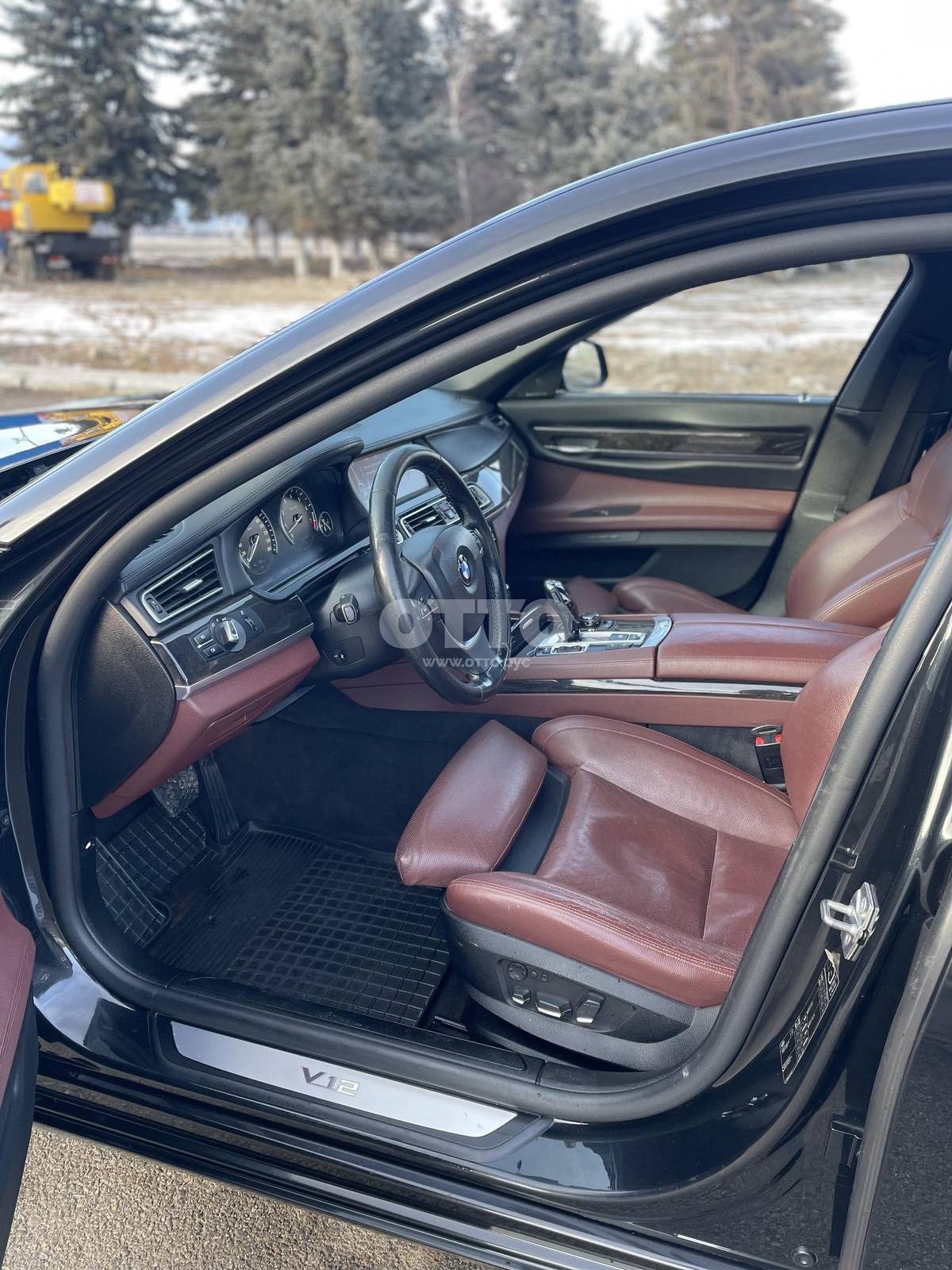 BMW 7 серии V (F01/F02/F04) седан long продажа 5