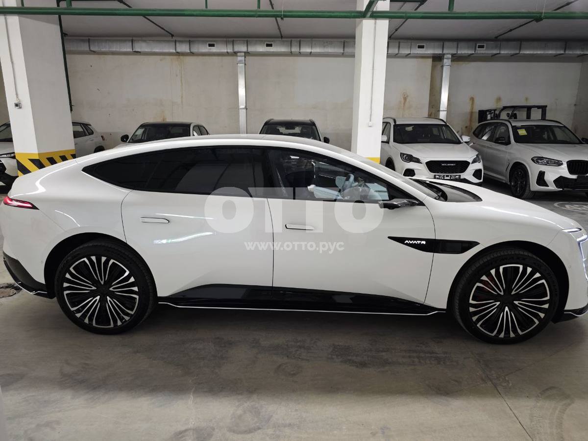 Avatr 12 1 поколение фастбек продажа 3