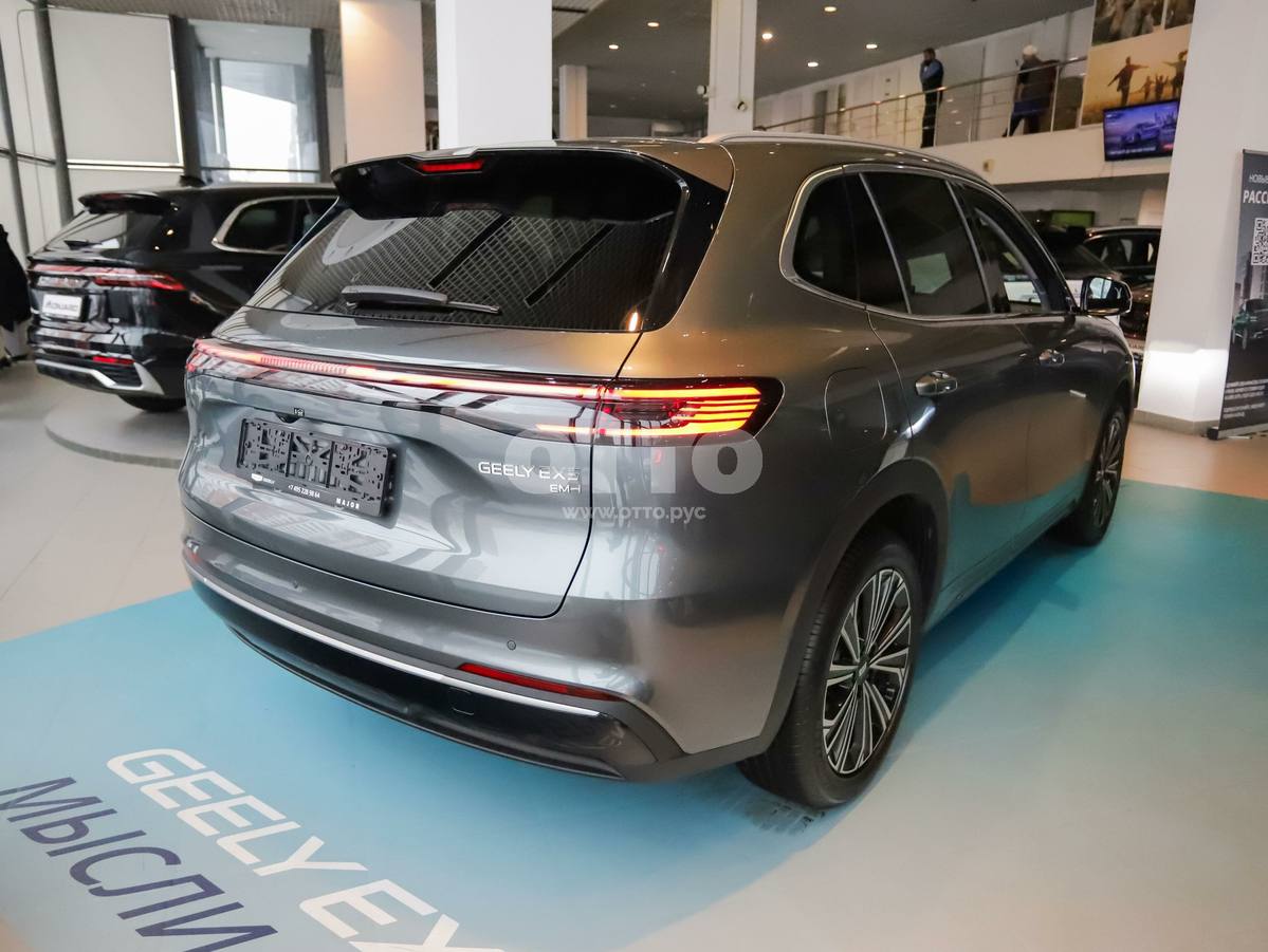 Geely EX5 EM-i 1 поколение внедорожник 5 дв. продажа 4