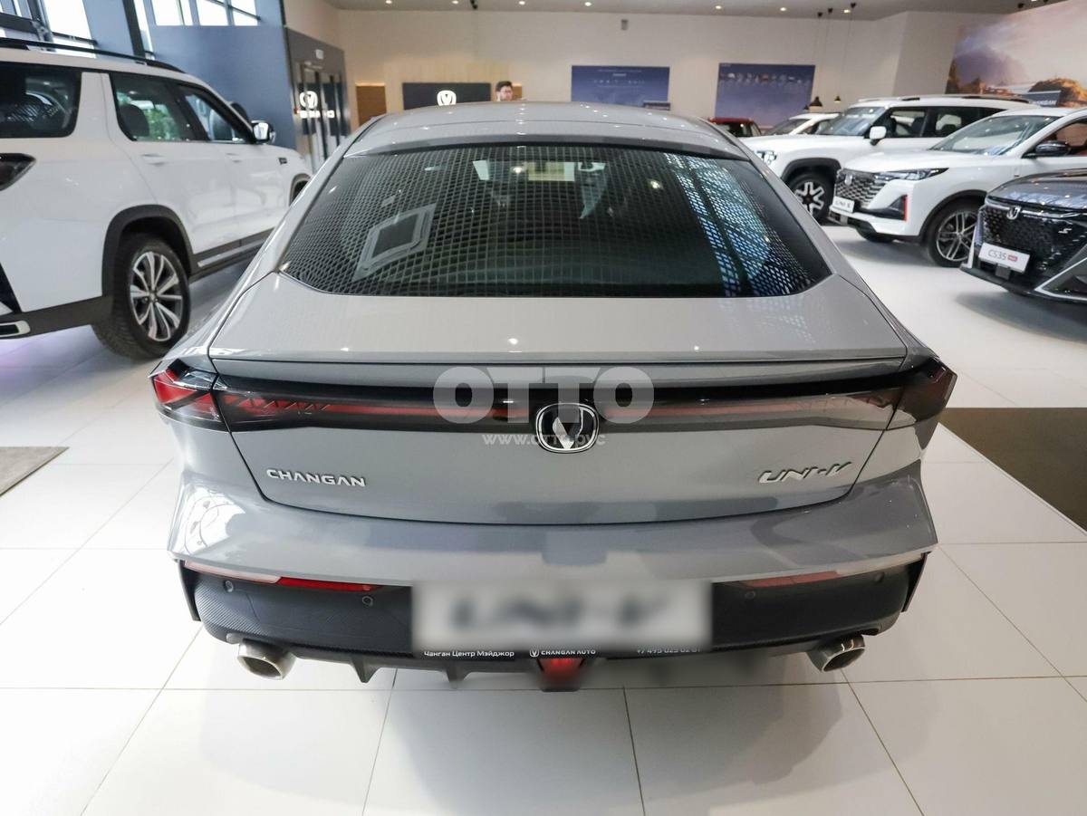 Changan UNI-V I Рестайлинг лифтбек продажа 3