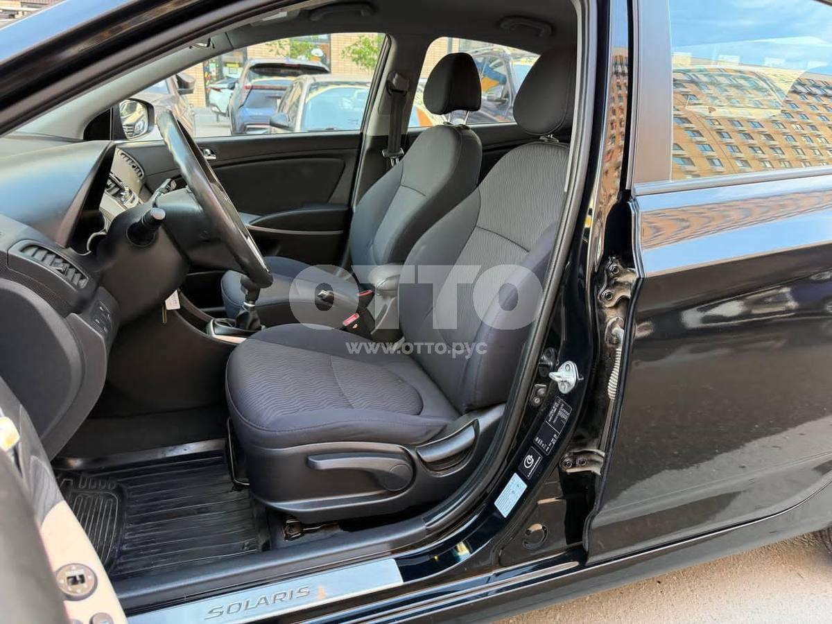 Hyundai Solaris I седан продажа 6