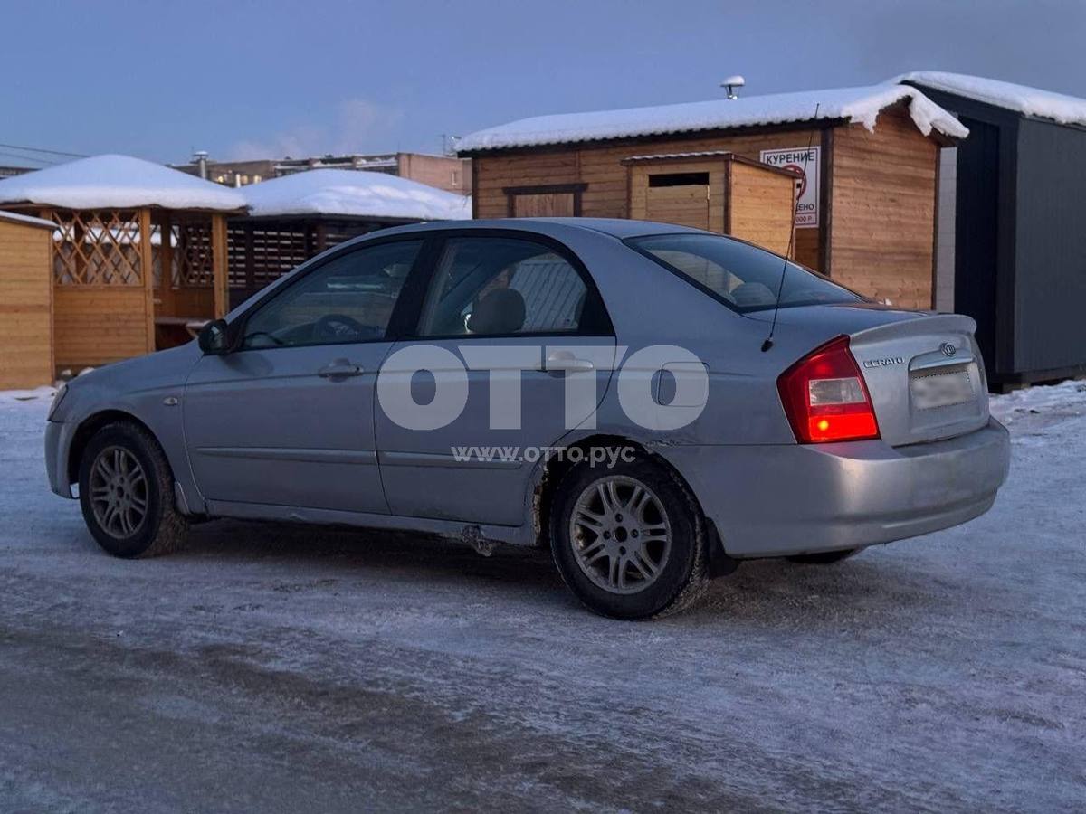 Kia Cerato I седан продажа 5
