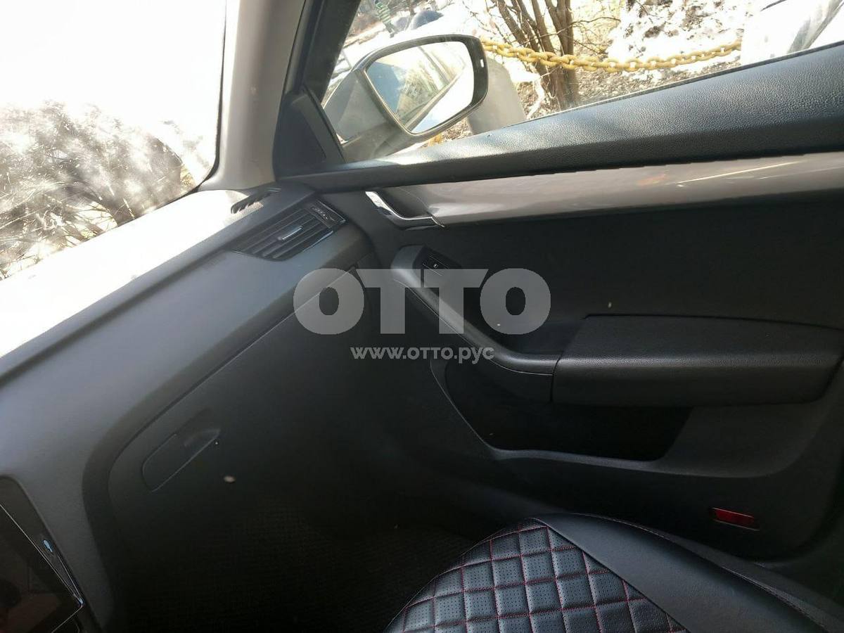 Skoda Octavia III (A7) лифтбек продажа 5