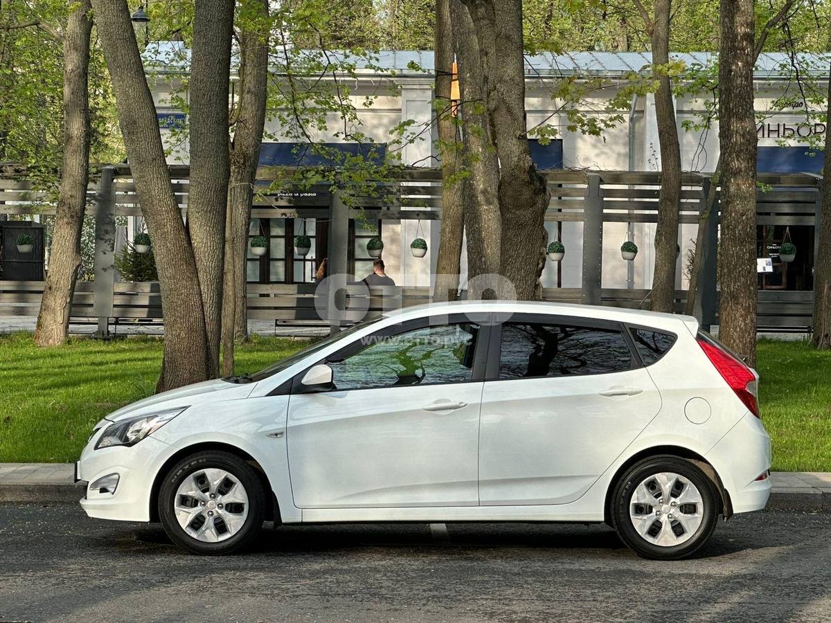 Hyundai Solaris I Рестайлинг хэтчбек 5 дв. продажа 3