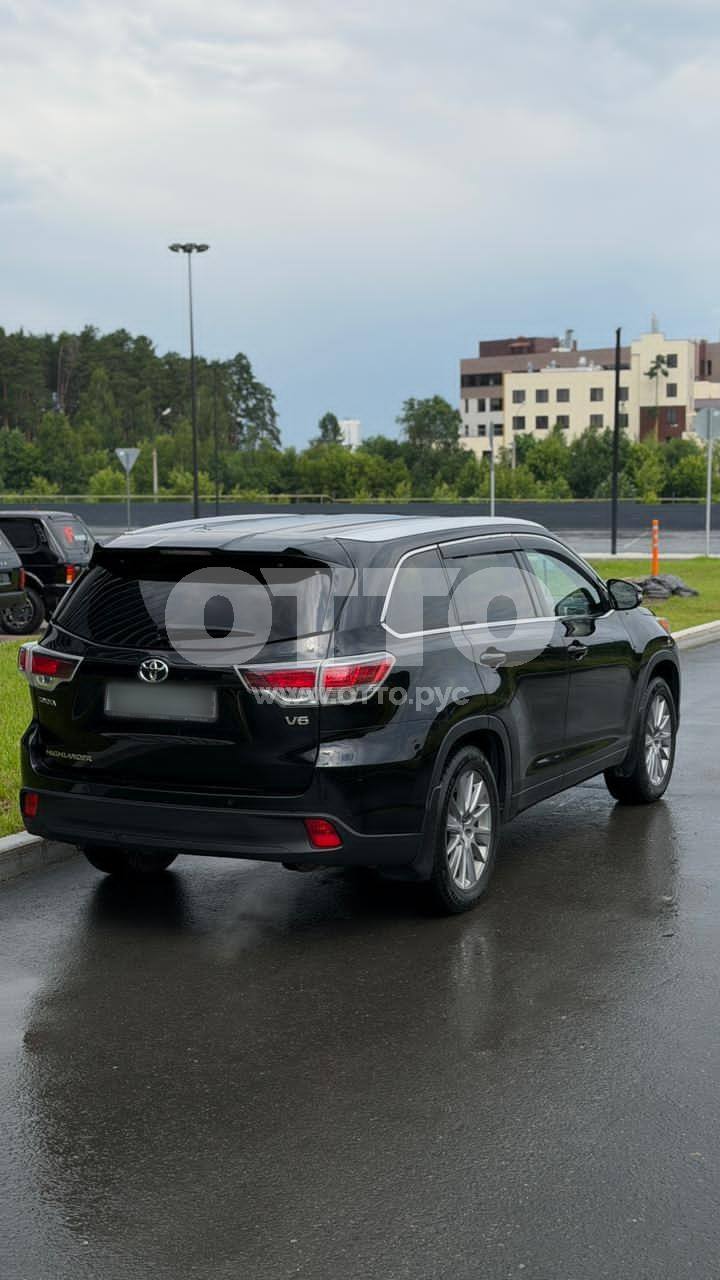 Toyota Highlander III (U50) внедорожник 5 дв. продажа 3