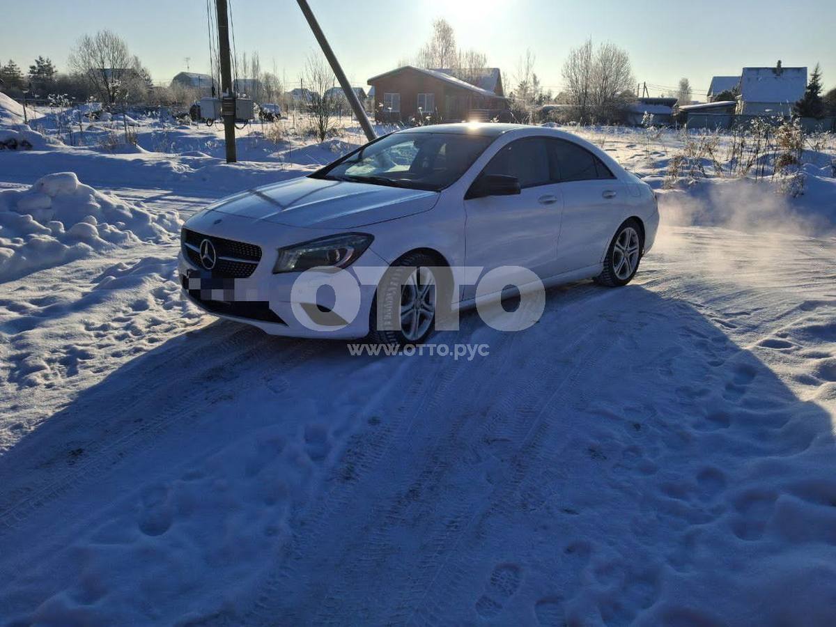 Mercedes-Benz CLA I (C117, X117) седан продажа