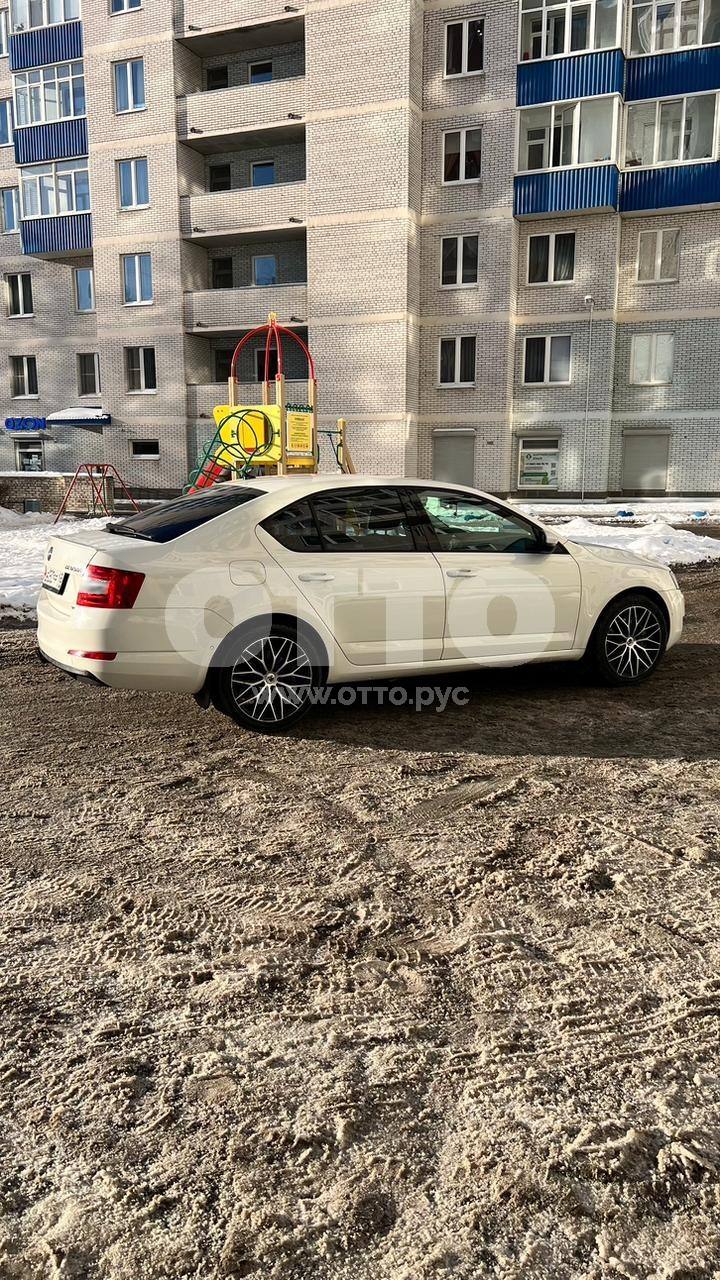 Skoda Octavia III (A7) лифтбек продажа 3