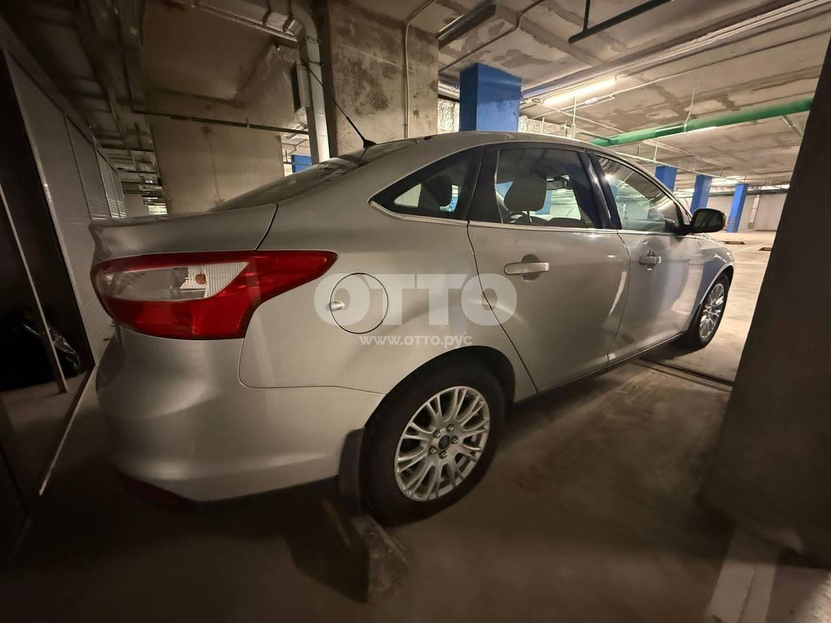 Ford Focus III седан продажа 3