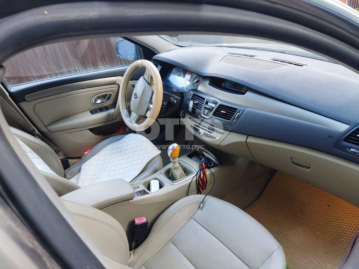 Renault Laguna III лифтбек продажа 6