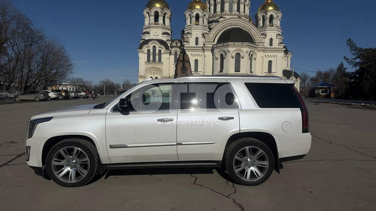 Cadillac Escalade IV внедорожник 5 дв. продажа 5