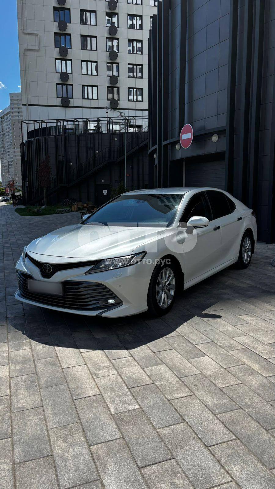 Toyota Camry VIII (XV70) седан продажа 3