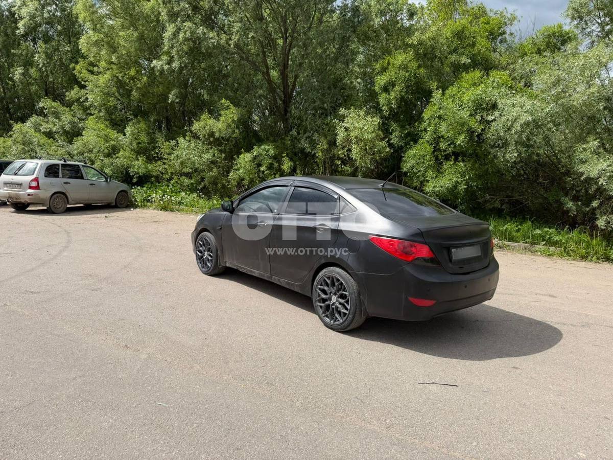 Hyundai Solaris I седан продажа 3