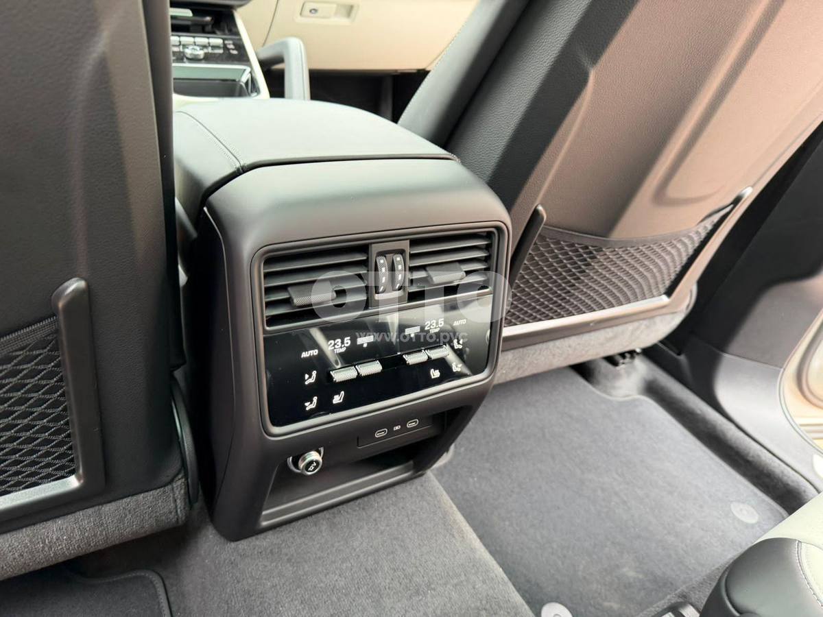 Porsche Cayenne III Рестайлинг внедорожник 5 дв. продажа 6