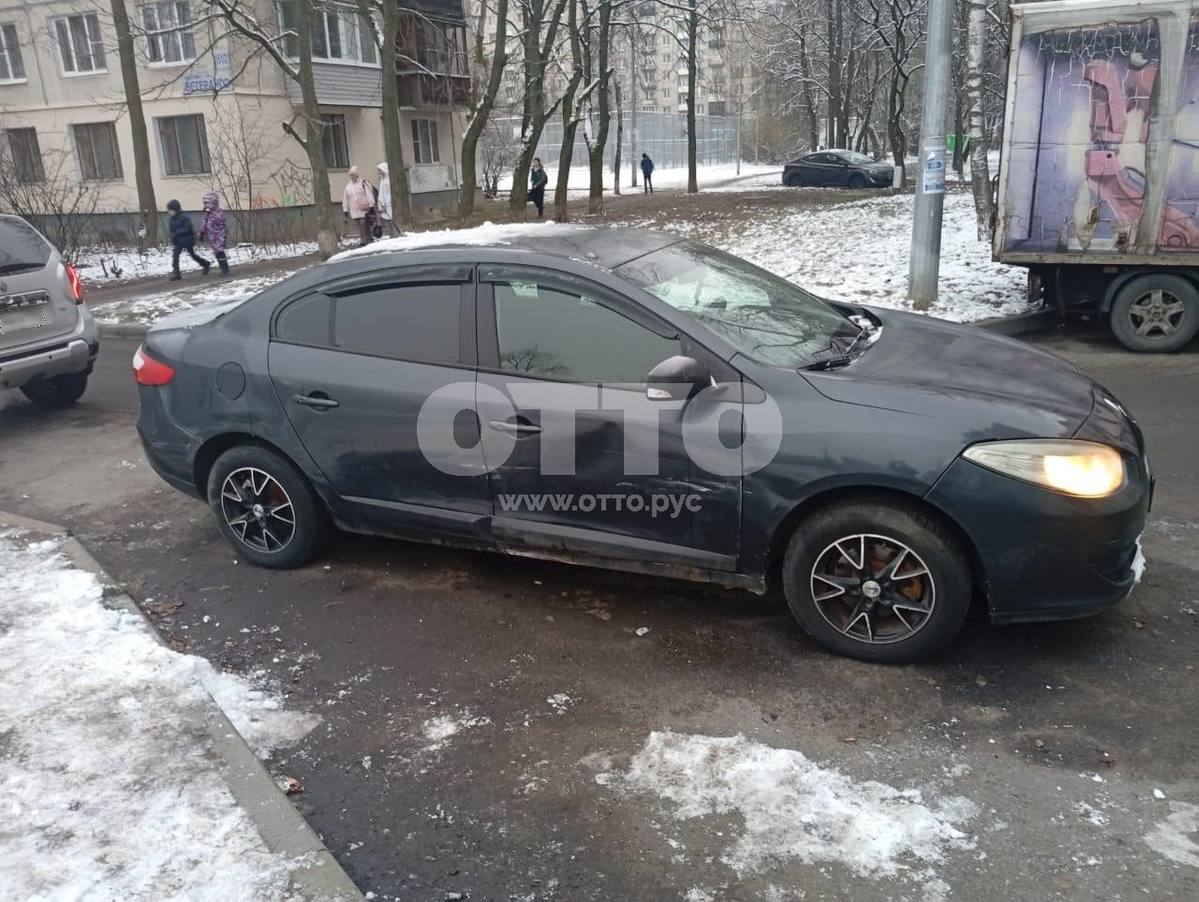 Renault Fluence I седан продажа 6