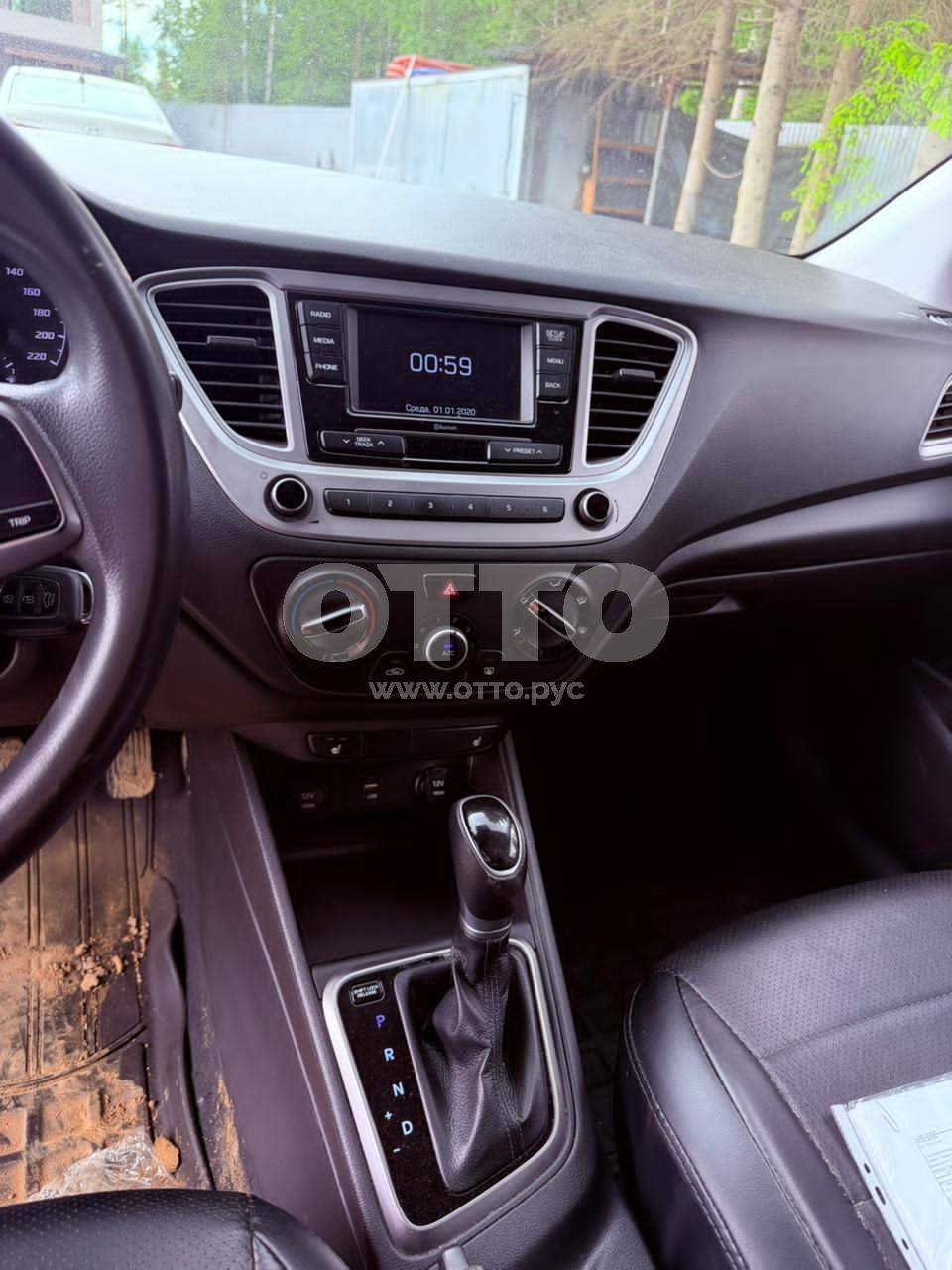 Hyundai Solaris II Рестайлинг седан продажа 4
