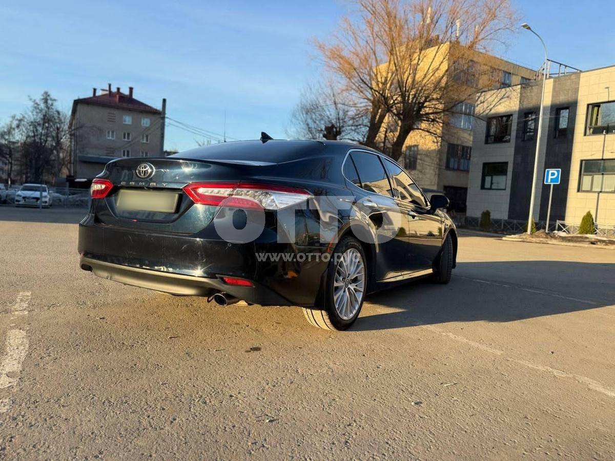 Toyota Camry VIII (XV70) седан продажа 4