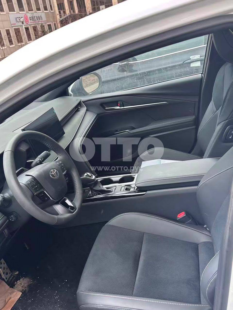 Toyota Camry IX (XV80) седан продажа 3