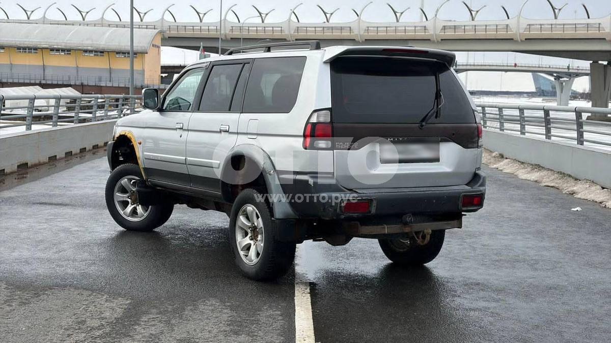 Mitsubishi Montero Sport I внедорожник 5 дв. продажа 4