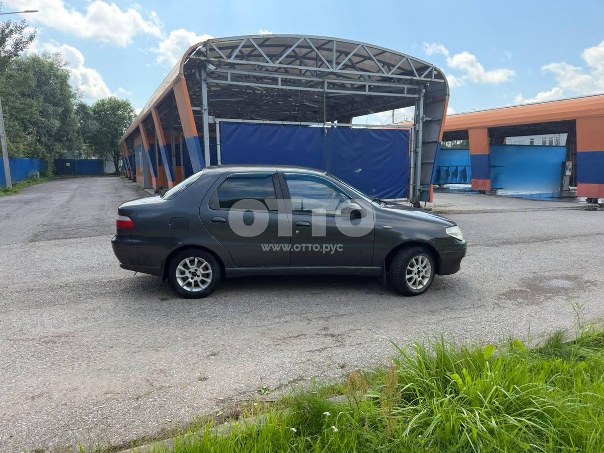 Fiat Albea I Рестайлинг седан продажа 2