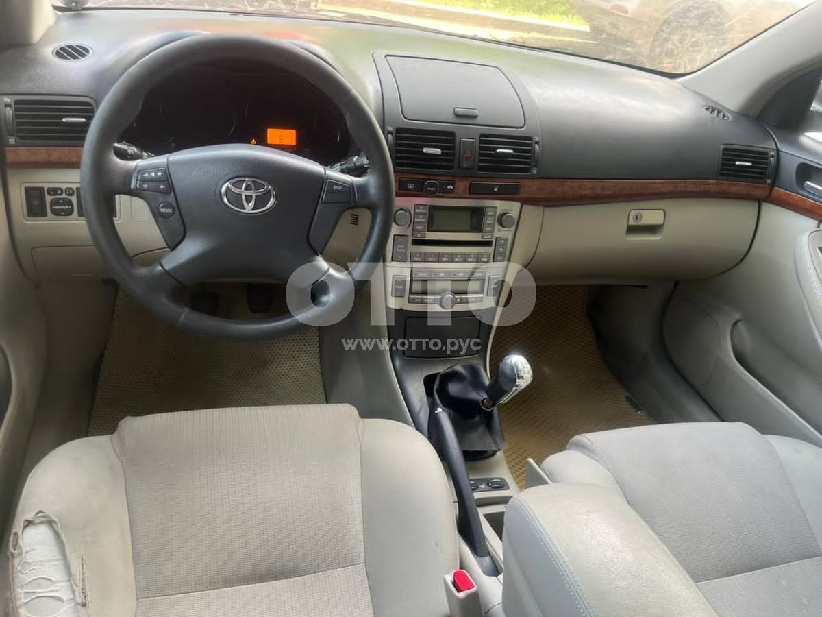 Toyota Avensis II Рестайлинг седан продажа 5