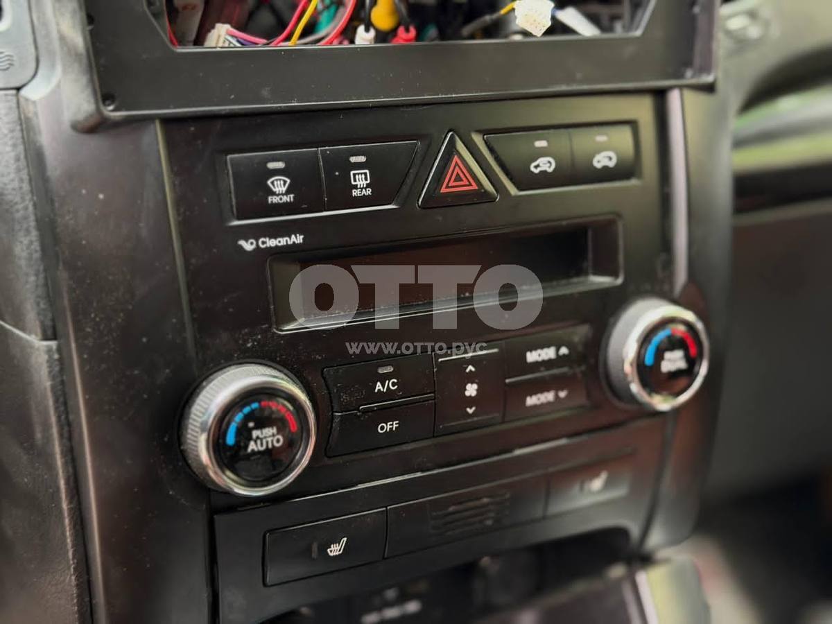 Kia Sorento II внедорожник 5 дв. продажа 6