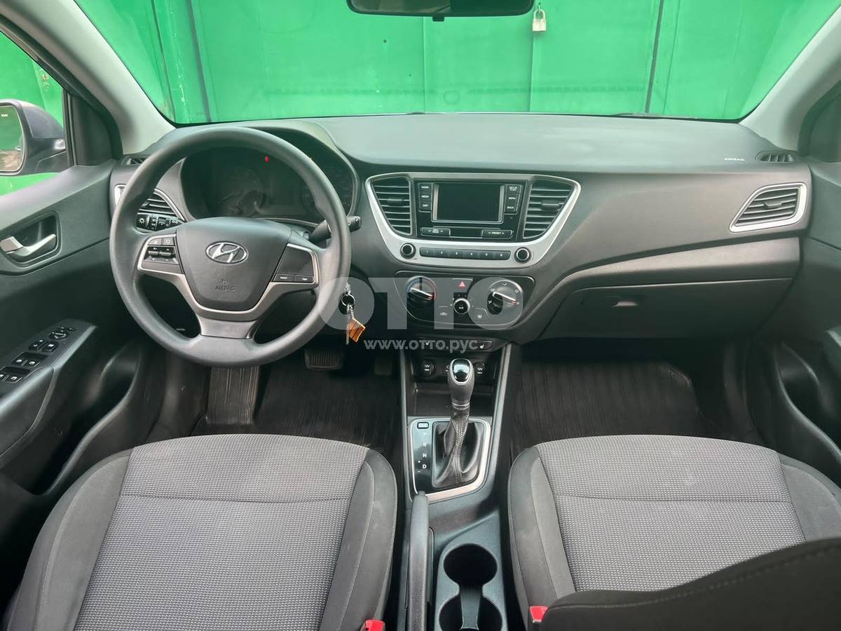 Hyundai Solaris II седан продажа 3