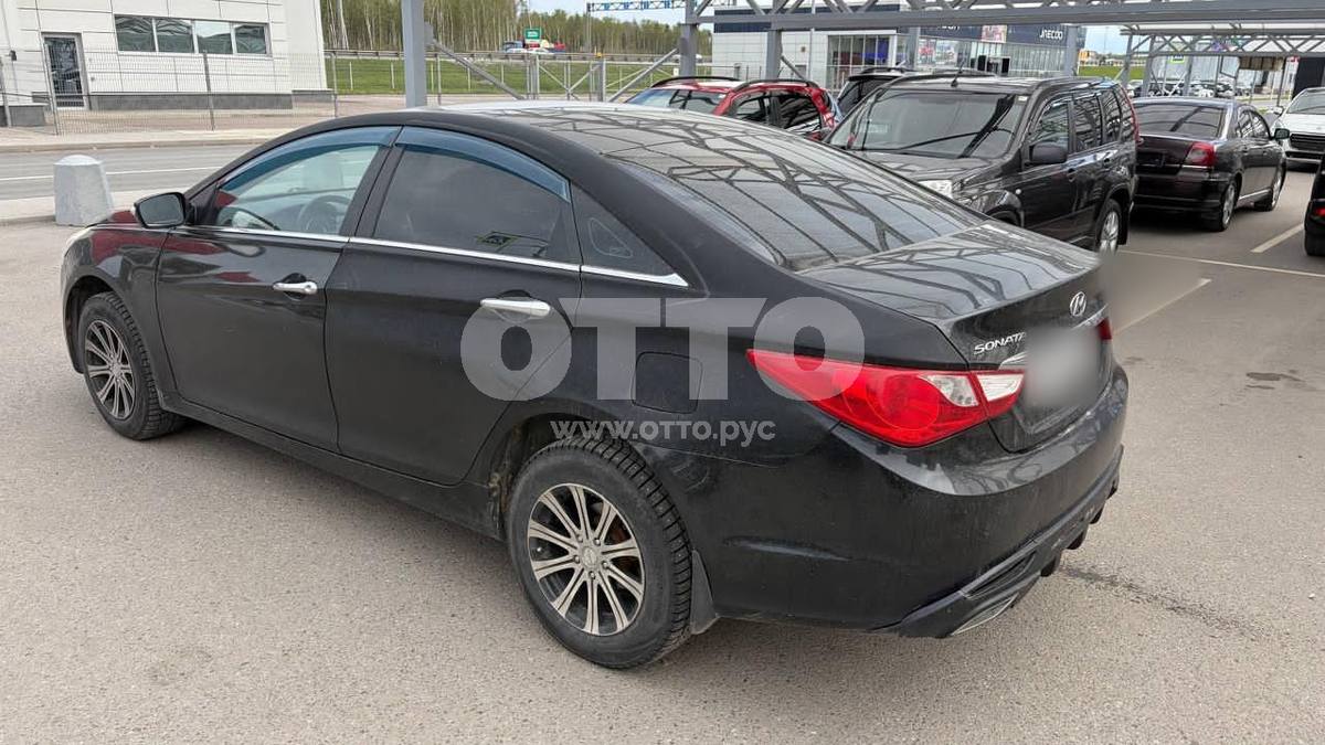 Hyundai Sonata VI (YF) седан продажа 4