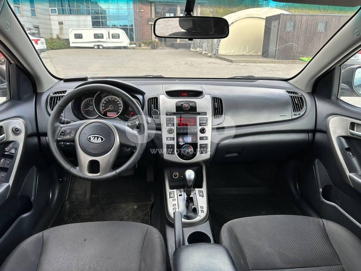 Kia Cerato II седан продажа 6