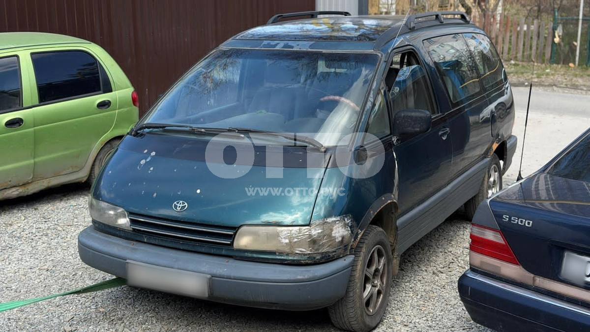 Toyota Previa I (XR10, XR20) минивэн продажа 4