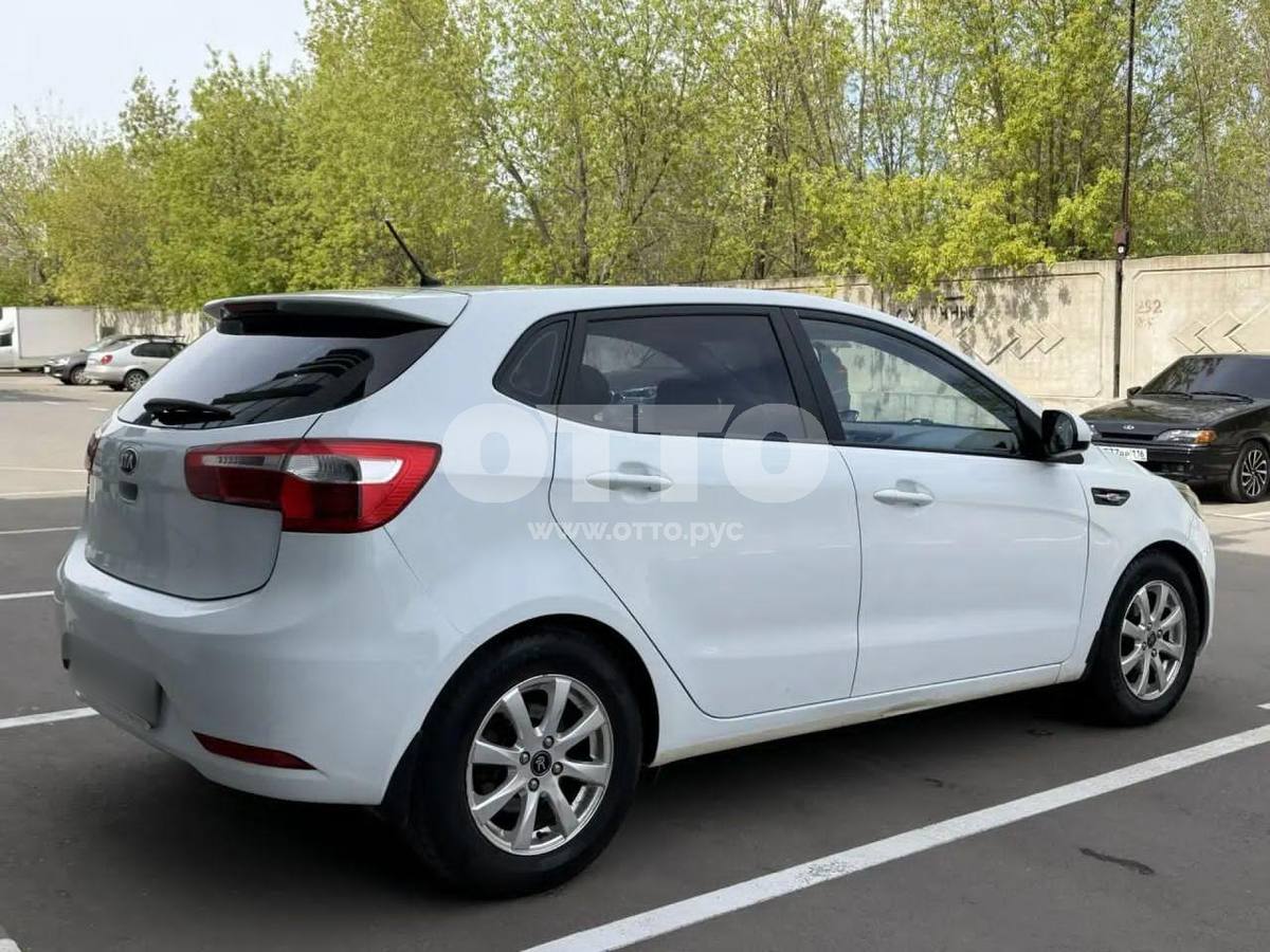 Kia Rio III хэтчбек 5 дв. продажа 4