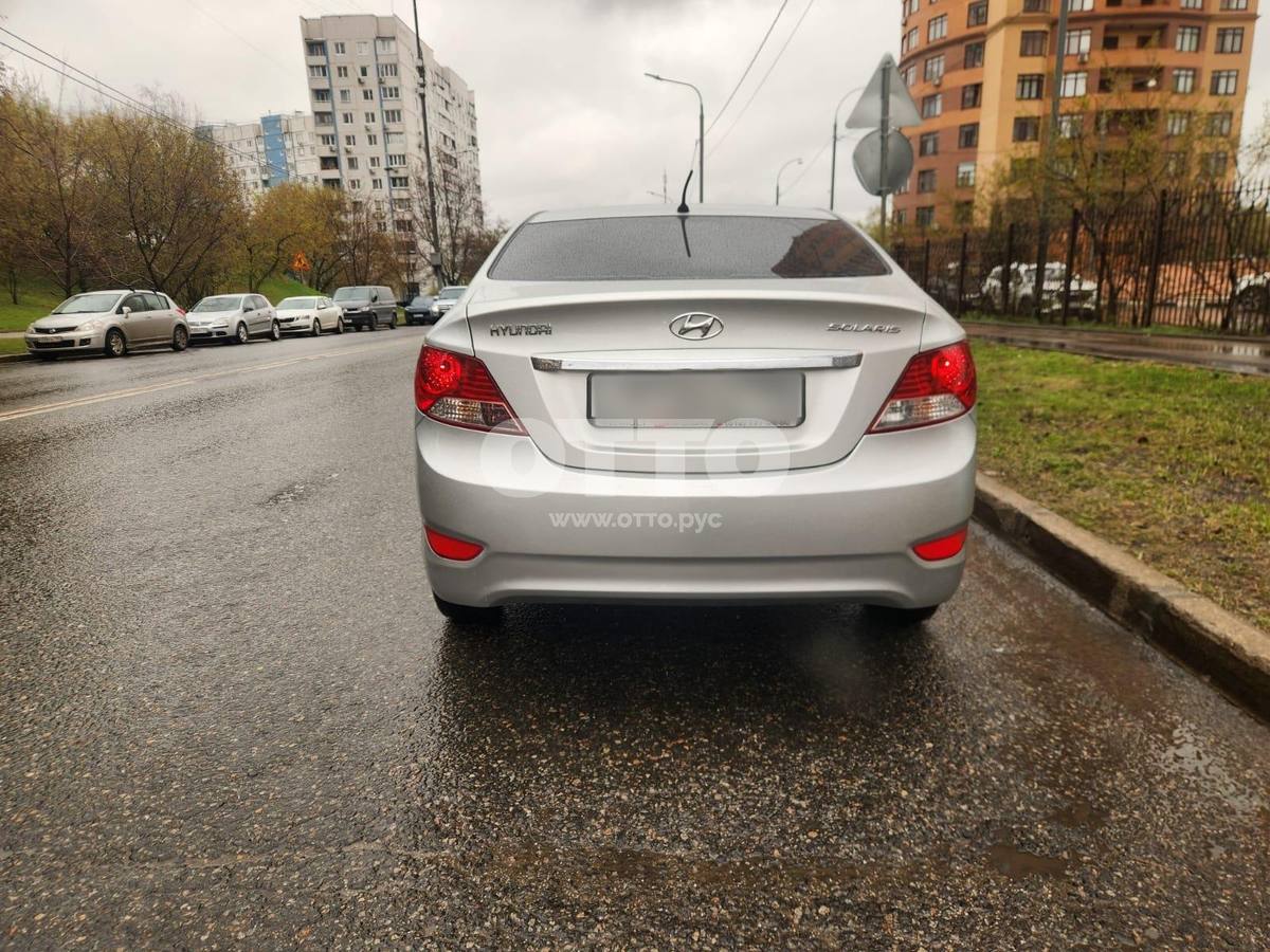 Hyundai Solaris I седан продажа 3